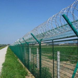razor-wire-mesh-fencing-2